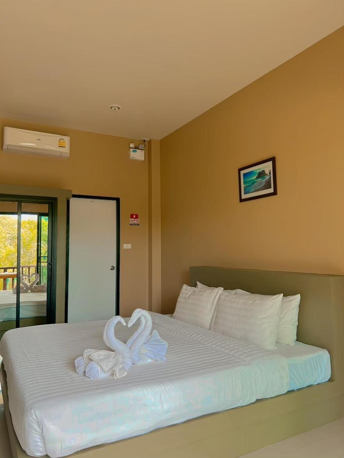Infinite Resort And Cafe Krabi ภายนอก รูปภาพ