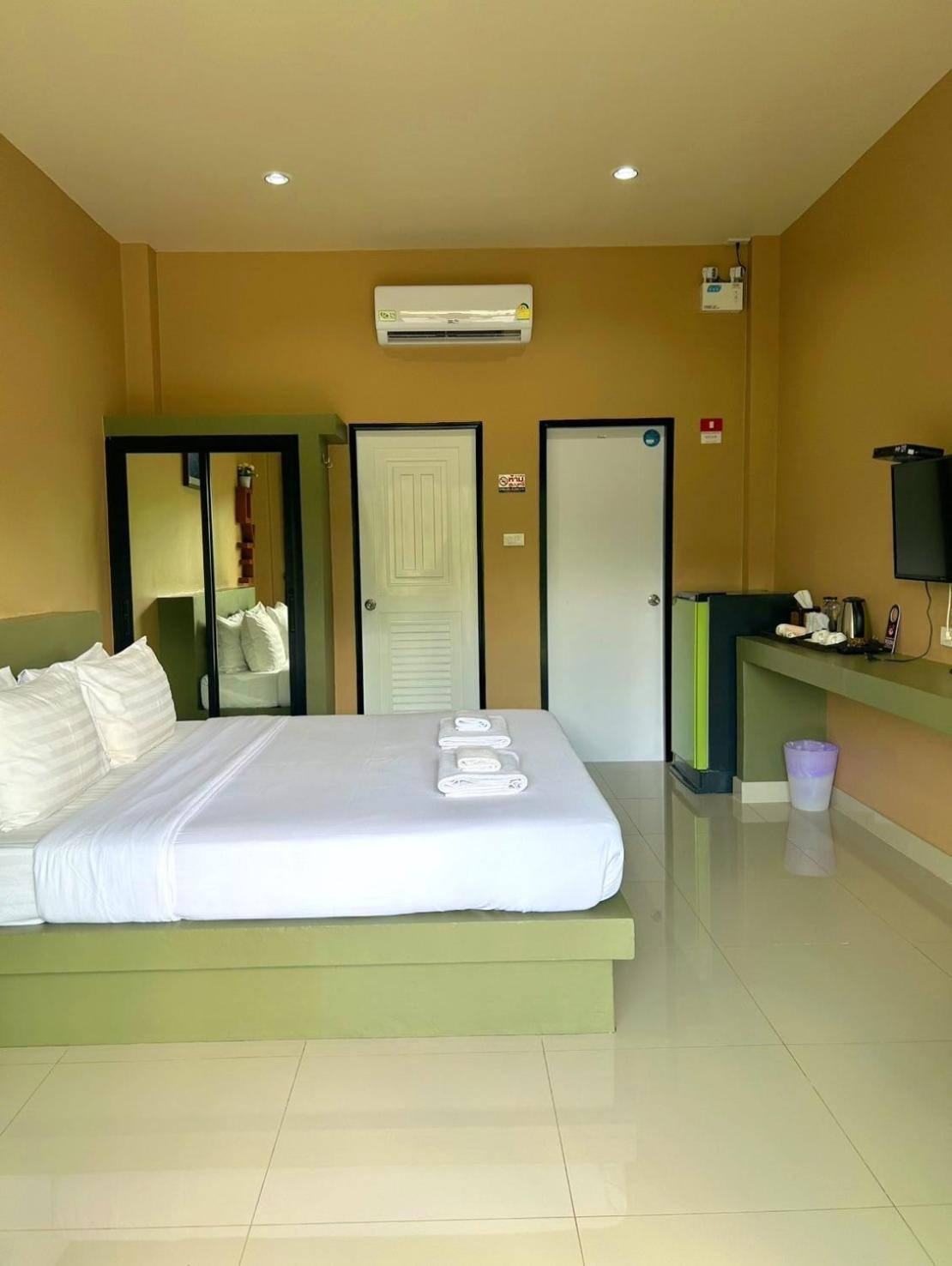 Infinite Resort And Cafe Krabi ภายนอก รูปภาพ